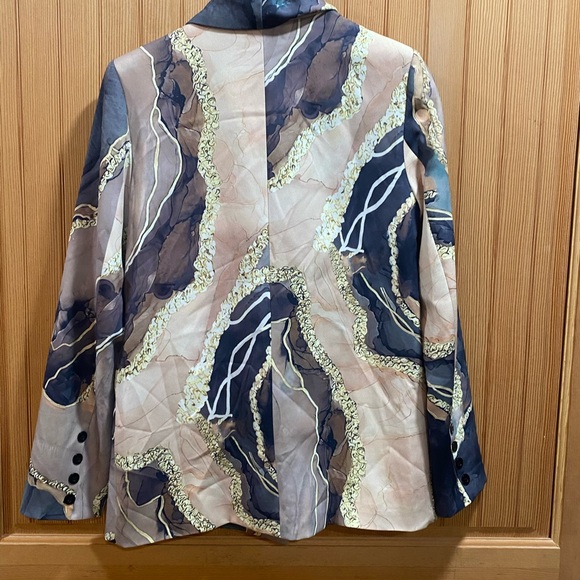 Abstract Patterned Blazer - Picture 4 of 4